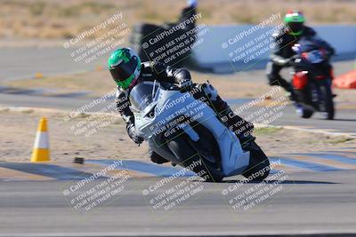 media/Dec-10-2023-SoCal Trackdays (Sun) [[0ce70f5433]]/Turn 2 (10am)/